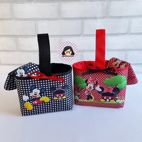 Kit 15 mini cestinhas e 15 toalhinhas Minnie e Mickey