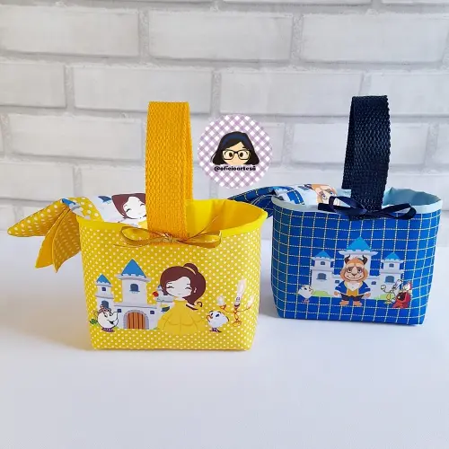 Kit 15 mini cestinhas e 15 toalhinhas A Bela e a Fera