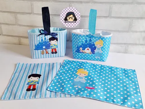 Kit 15 mini cestinhas e 15 toalhinhas Cinderela e Príncipe