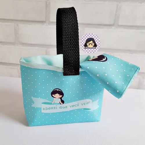 Kit 15 mini cestinhas e 15 toalhinhas Jasmine
