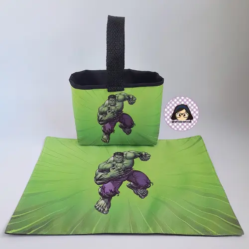 Kit 15 mini cestinhas e 15 toalhinhas Incrível Hulk