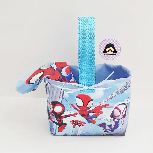 Kit 15 mini cestinhas e 15 toalhinhas Spider-Man e seus amigos