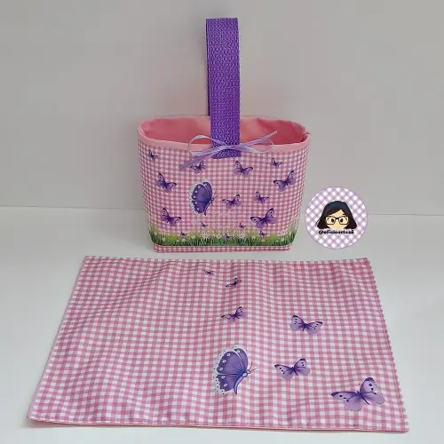 Kit 15 mini cestinhas e 15 toalhinhas Borboletas Lilás