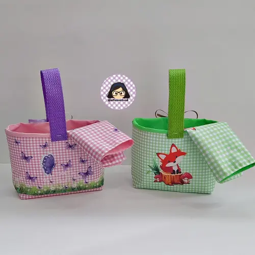 Kit 15 mini cestinhas e 15 toalhinhas Borboletas Lilás e Raposin