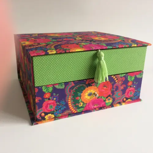 caixas modelos variados