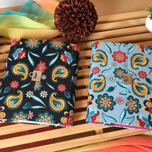 Caderno com capa