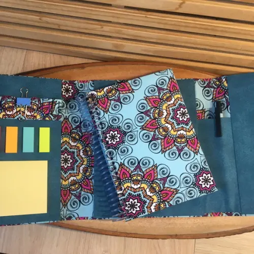 Caderno com capa