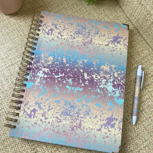 Caderno Universitário com Divisórias