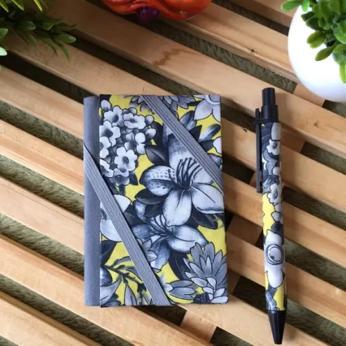 Carteira Feminina com Caneta