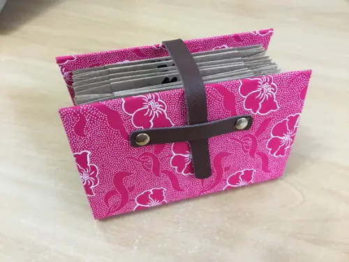 Porta Cartão de Mesa de A-Z