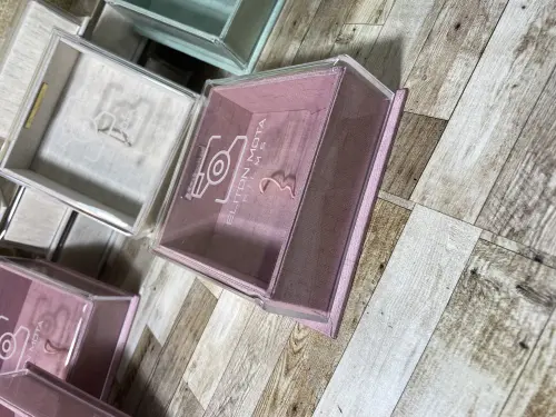 Caixa porta pendrive para Fotógrafos