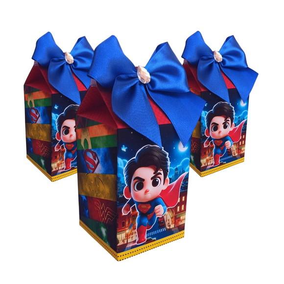 20 Caixas Personalizadas Tema Heróis com Laços.