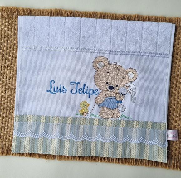Toalha de Boca Urso com Coelho