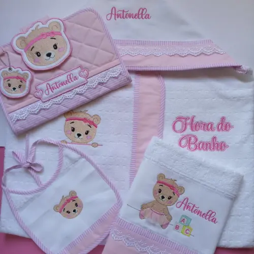 Kit Bebê com Toalha Banho,porta Caderneta,toalha Boca Ursa