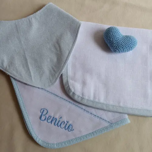 Kit Fraldas e Babador