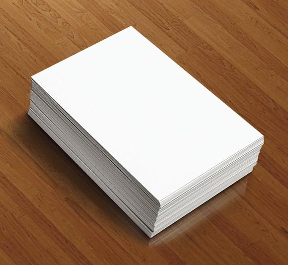 Mockup Resma de Folhas Artes Digitais Anúncios