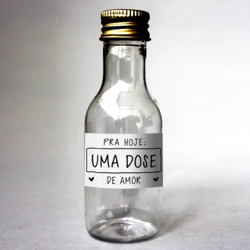 Adesivo 50 ml Uma Dose de Amor Garrafinhas Lembrança