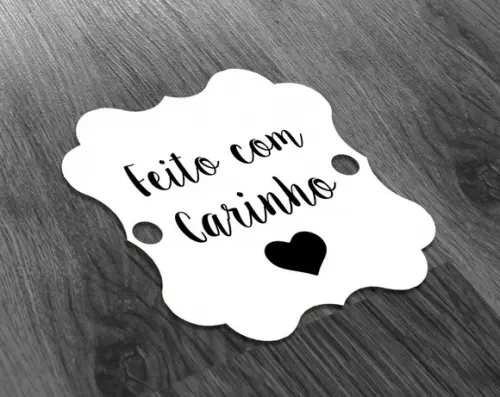 S Tag Branca - 4,5x4,5cm - Feito com Carinho