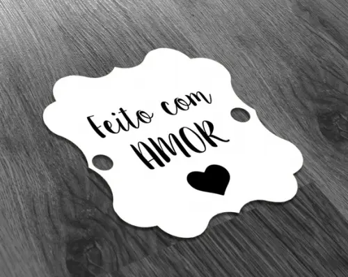 S Tag Branca- 4,5x4,5cm - Feito com AMOR