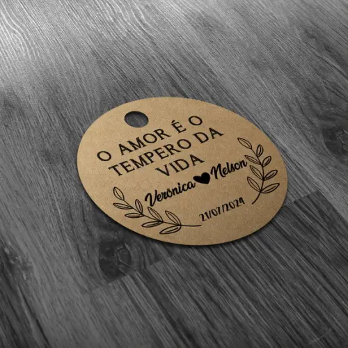 S Tag Kraft 4x4 cm o Amor É o Tempero com Cordão de Sisal