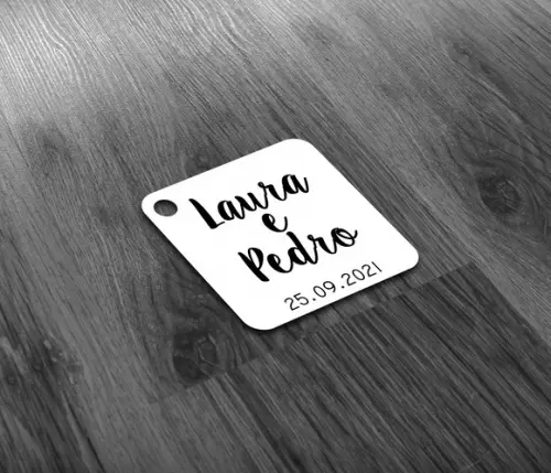 Tag 4,5x4,5cm Nome dos Noivos