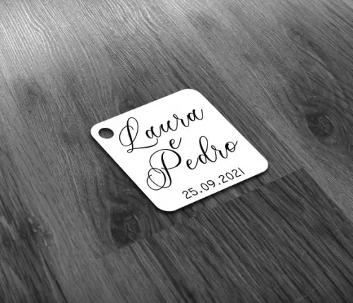 Tag 4,5x4,5cm Nome dos Noivos