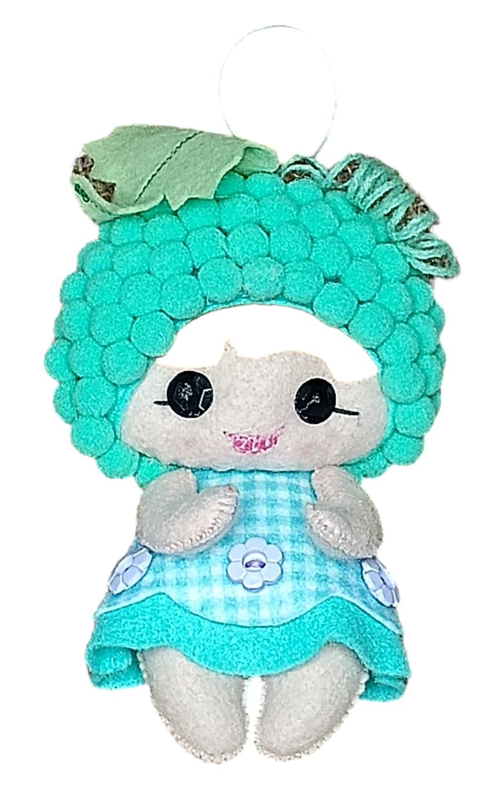 Mini  Boneca Frutinha Uvinha Lilás