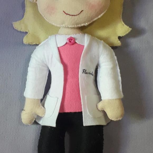 Boneca Enfermeira em Feltro - 42 cm