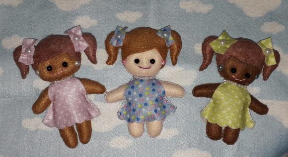 Boneca Joana em Feltro - 11 cm