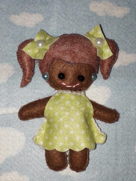 Boneca Joana em Feltro - 11 cm