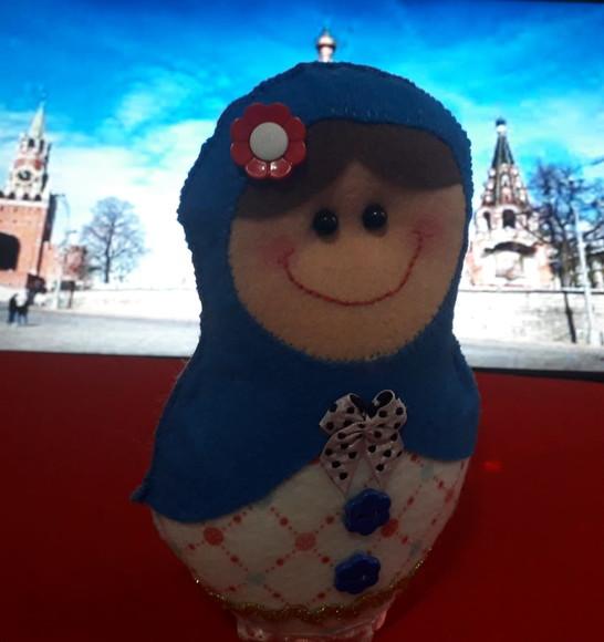 Boneca Matrioska em Feltro 18 cm - Cor Azul