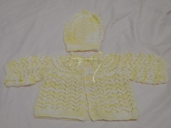 Casaquinho e Gorro Mescla Amarelo de Tricô Fio Bambino