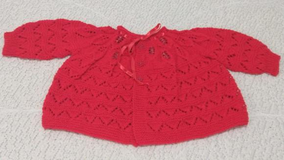 Casaquinho, Sapatinhos e Gorro Vermelho Lã Carinho