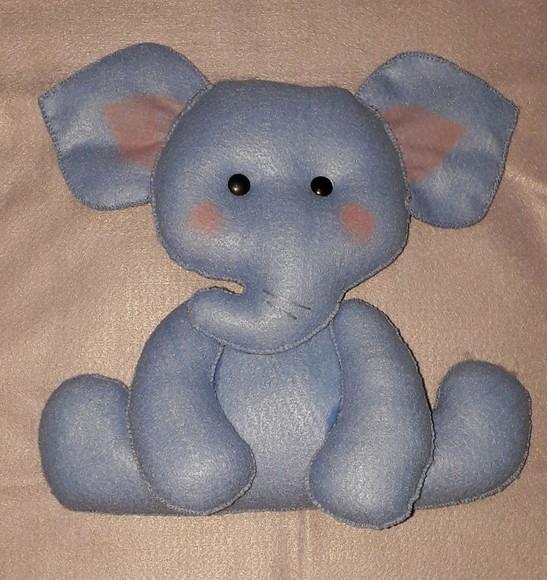 Elefante em Feltro 23cm