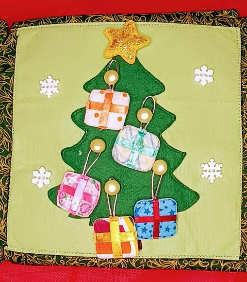Quiet Book Natal 3 - Livro Pedagógico em Feltro