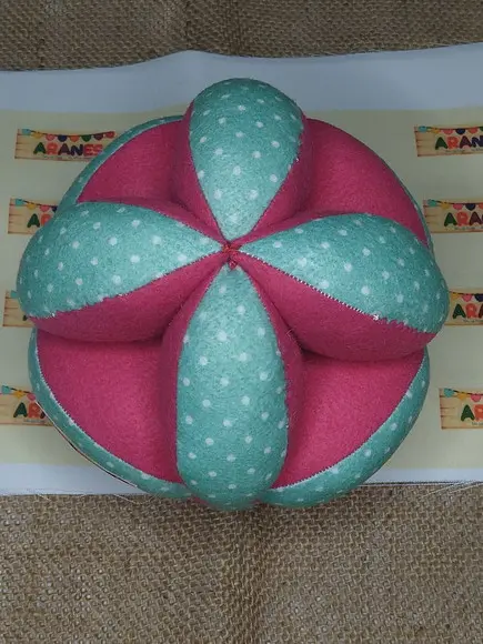 Bola Montessoriana - Brinquedo Pedagógico