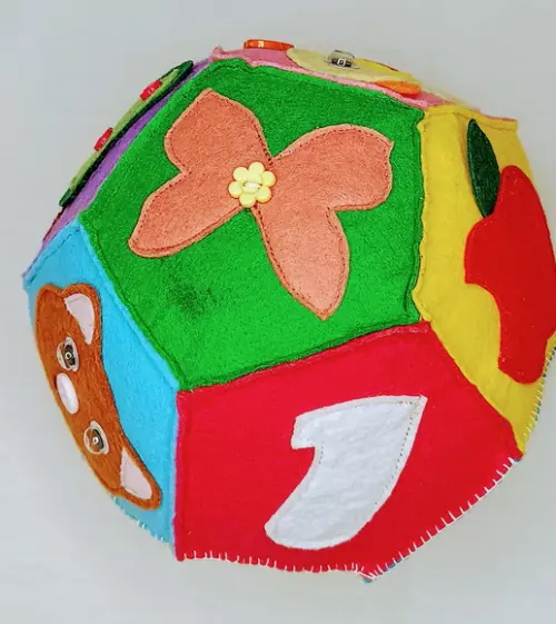 Bola Interativa em Feltro - Brinquedo Lúdico