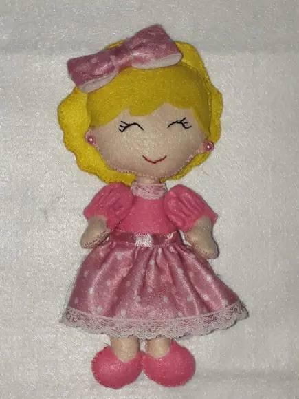 Boneca Alice em feltro