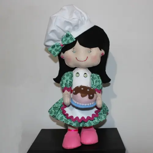 Boneca Confeiteira em Feltro - 44 cm