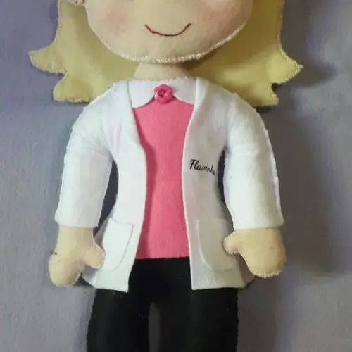 Boneca Enfermeira em Feltro - 42 cm