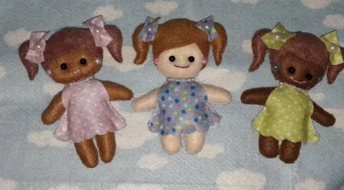 Boneca Joana em Feltro - 11 cm