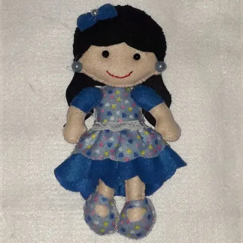 Boneca Lais de Feltro
