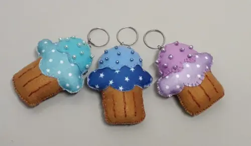 Chaveiro Cupcake com Pérolas