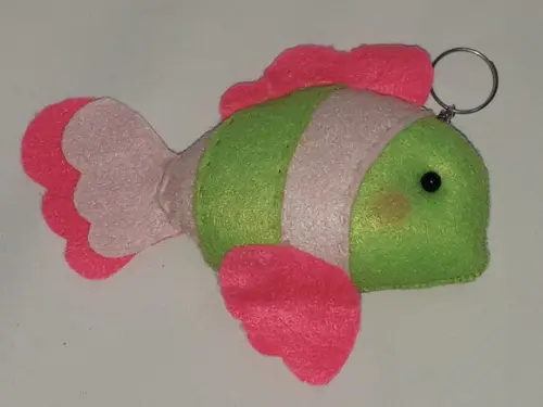 Chaveiro Peixe 15 x 10 x 4 cm em Feltro