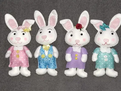 Coelhinhos em Feltro - 20 cm
