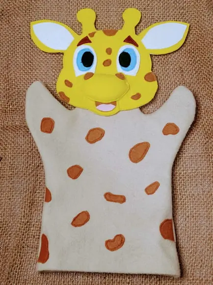 Fantoche Girafa em Feltro
