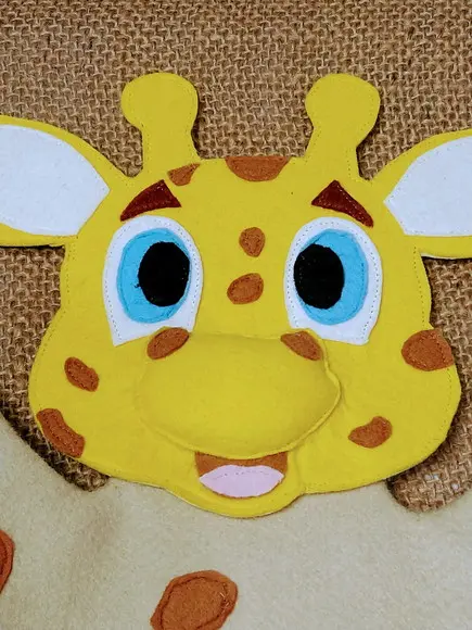 Fantoche Girafa em Feltro