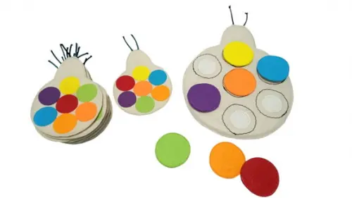 Joaninha das Cores - Brinquedo Lúdico em Feltro