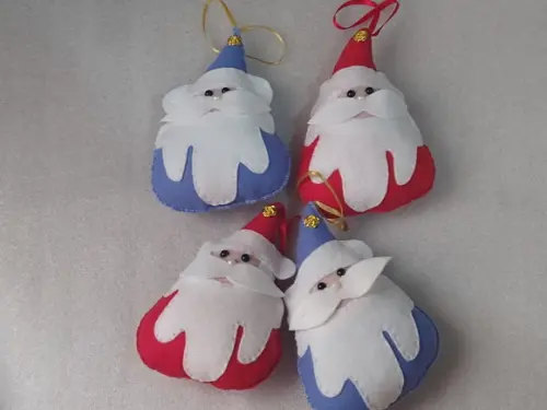 Kit de Pingentes Papai Noel em Feltro para Árvore de Natal