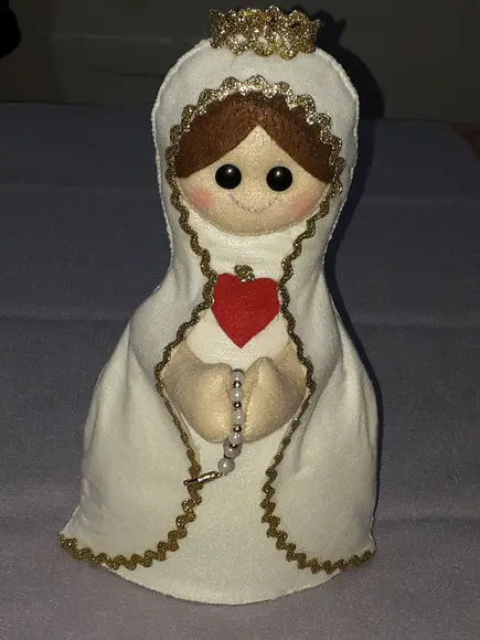 Nossa Senhora de Fátima em Feltro - 30 cm